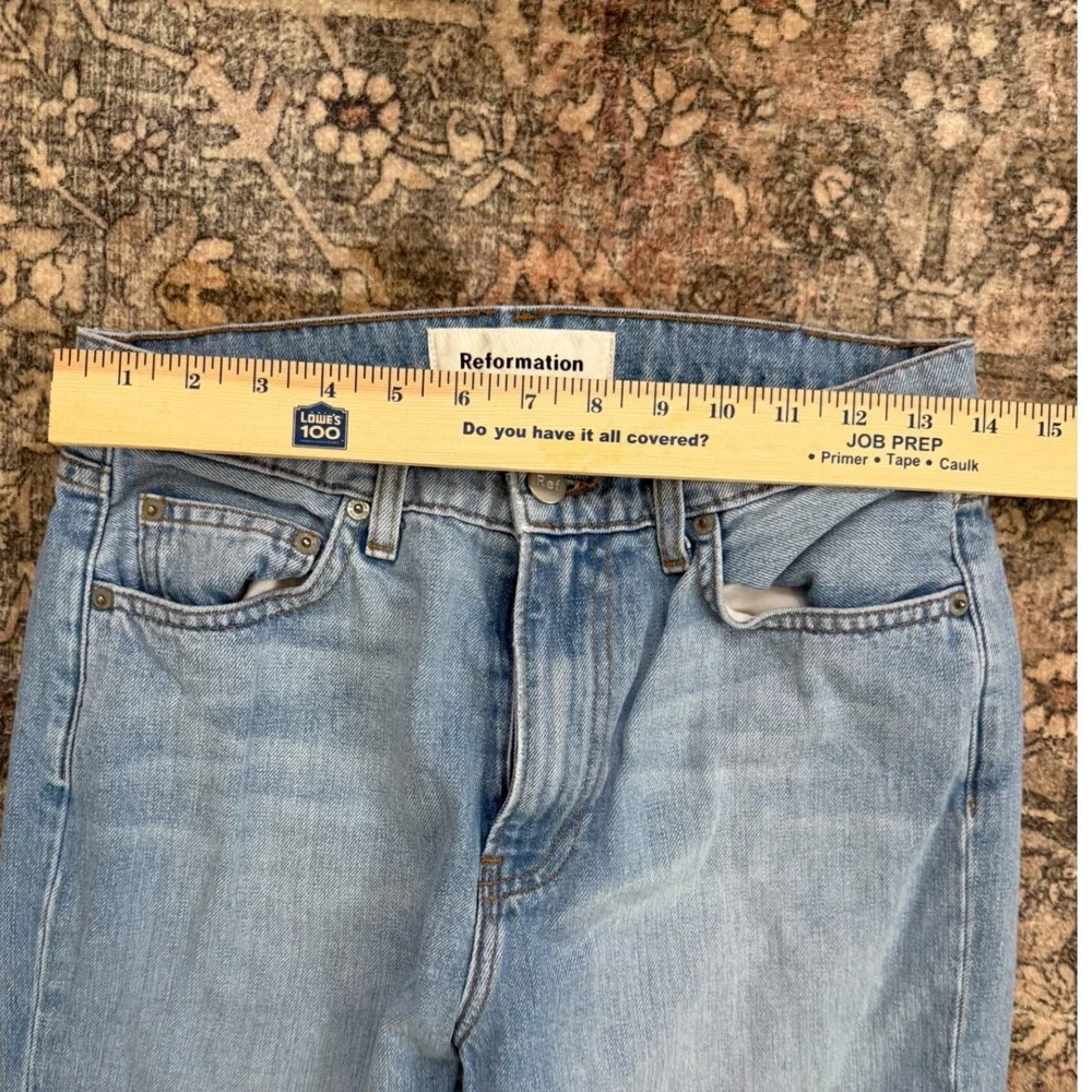 Reformation High Rise Straight Leg Raw Hem Jeans Light Wash Blue Size 27